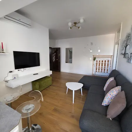 Holidays Apartman